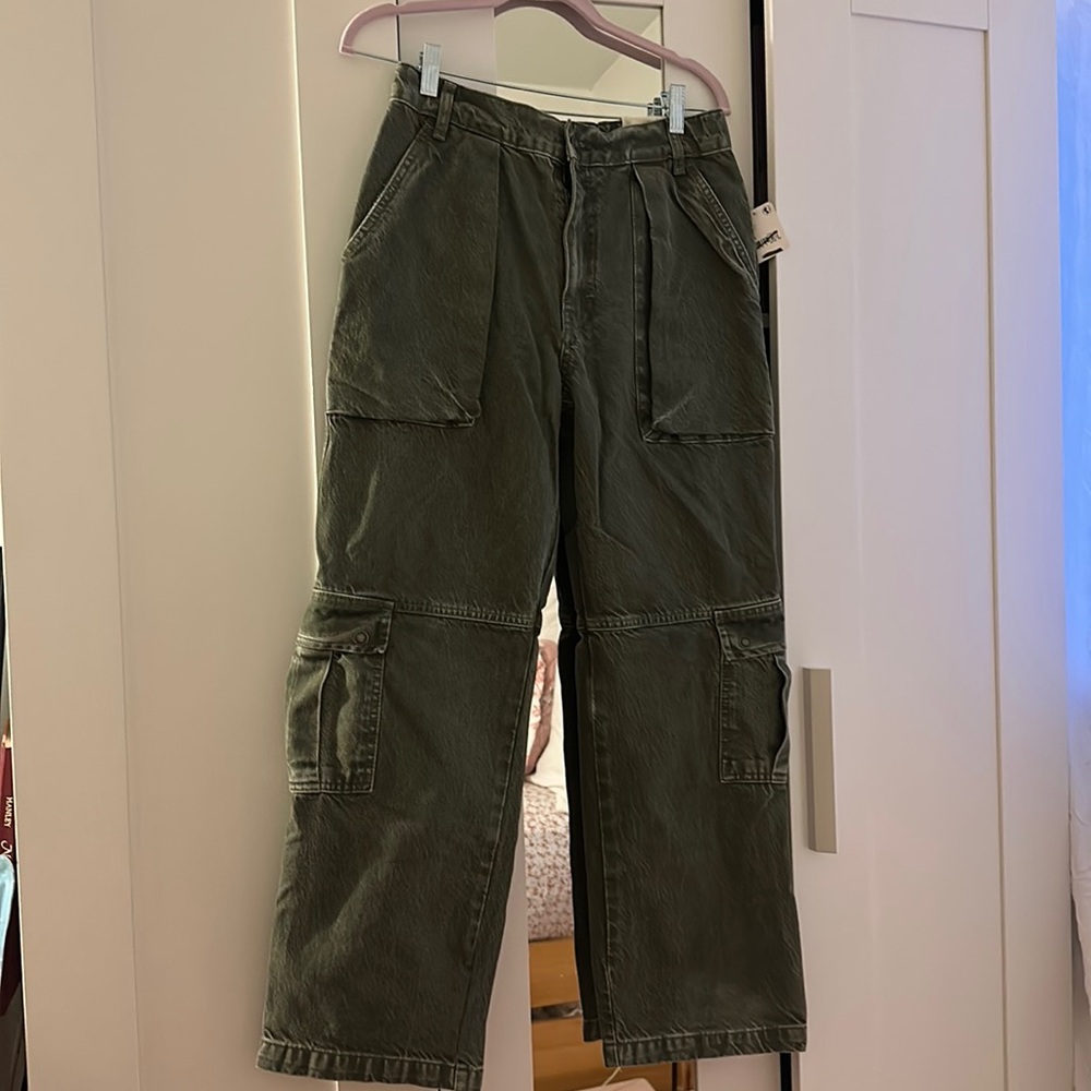 NWT free people marx slouchy cargo jeans in olive green size 26